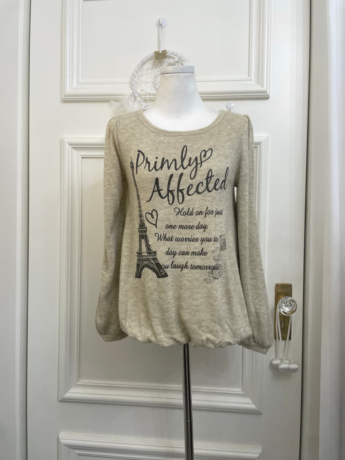 khaki melange lettering cute peplum top 상품이미지1