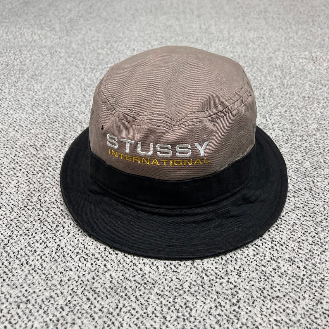 스투시 버킷햇 상품이미지1