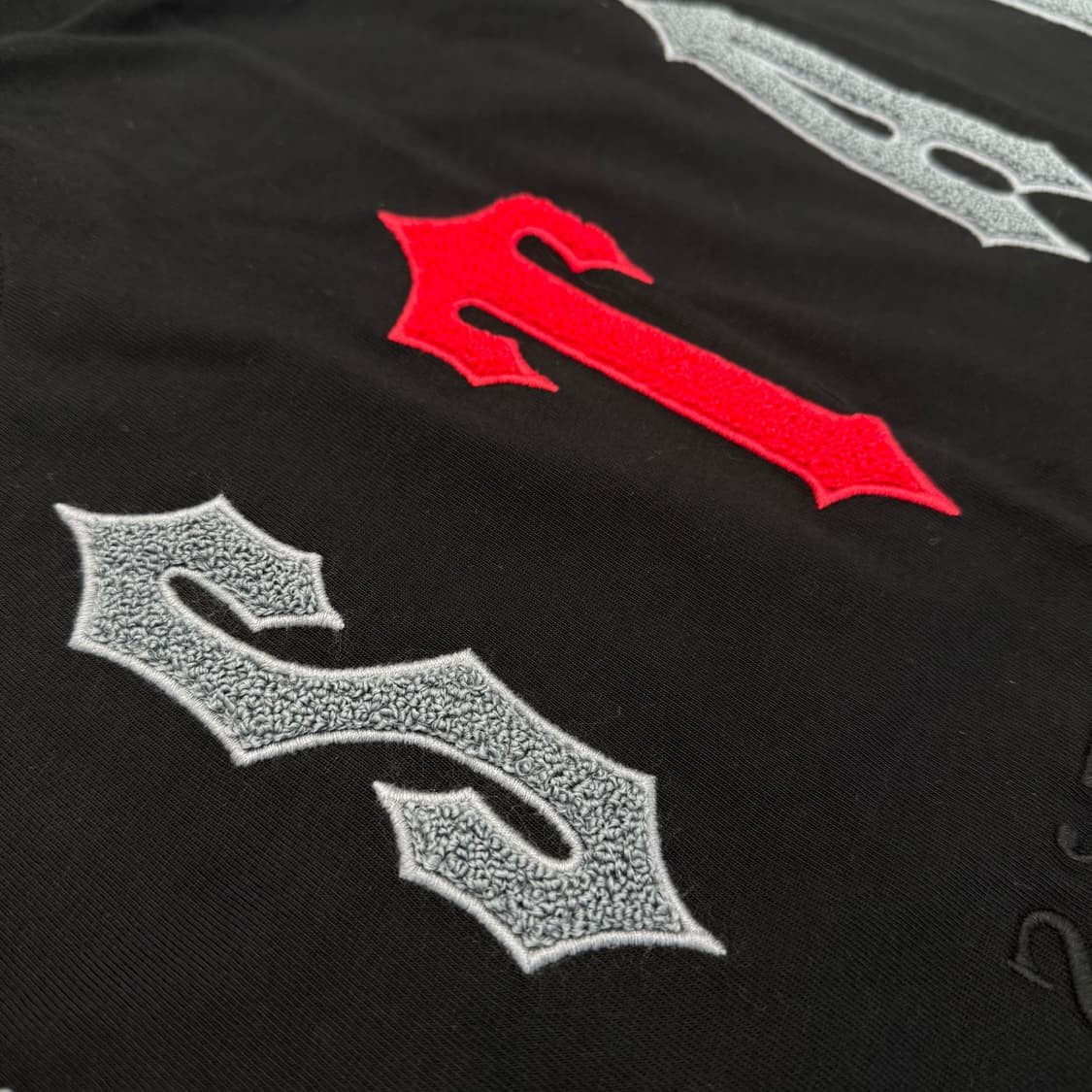 트랩스타 아치 Chenille 디코디드 2.0 반팔 티셔츠 상품이미지3