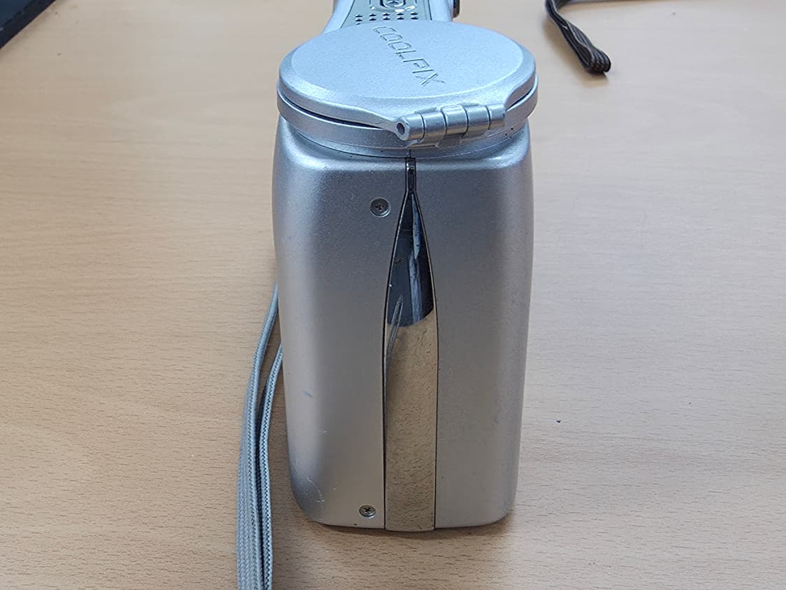 니콘 쿨픽스 S10 빈티지 디지털카메라 상품이미지3