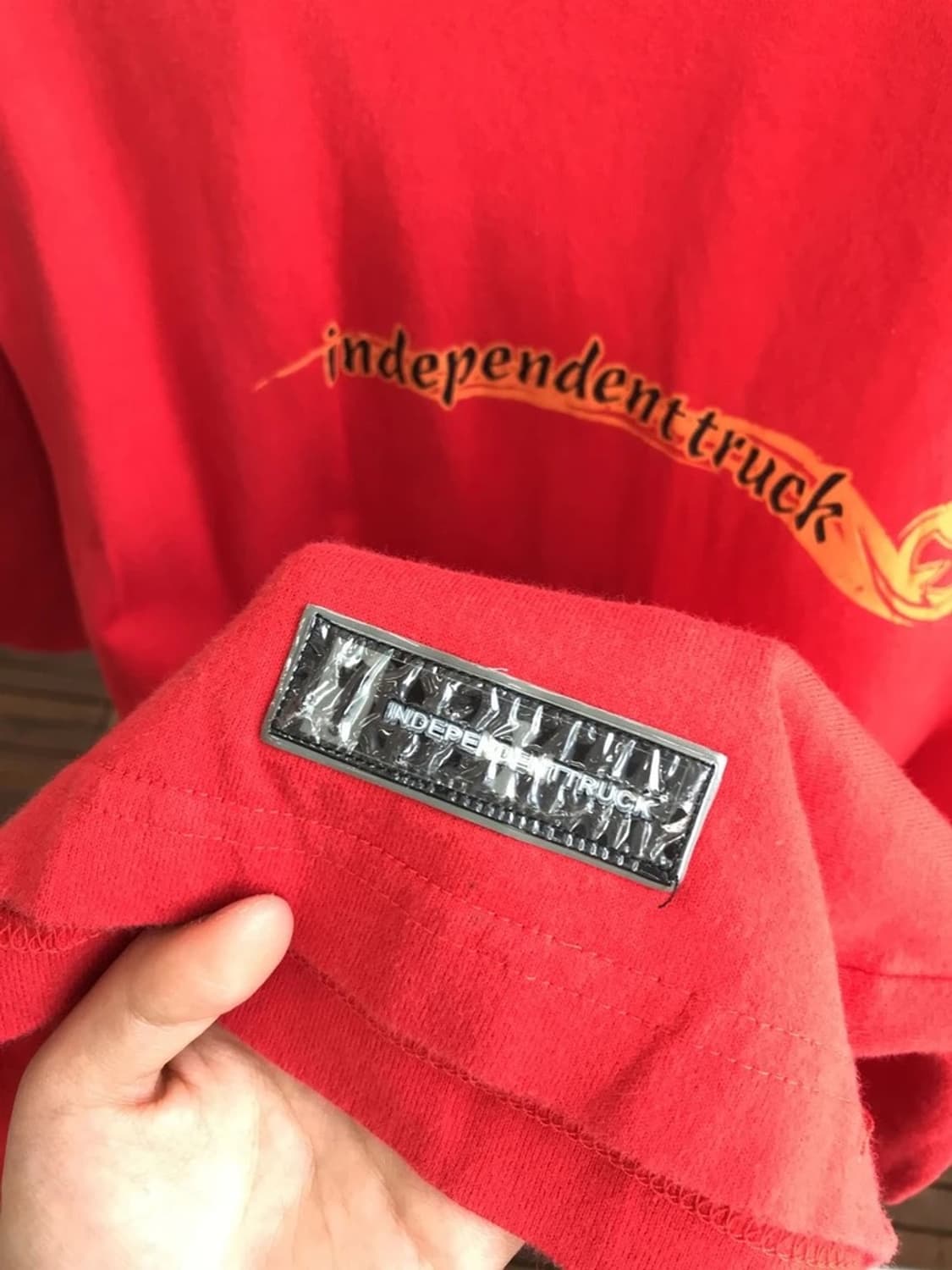 Y2K Independent Truck Skate Graphic Tee 상품이미지7