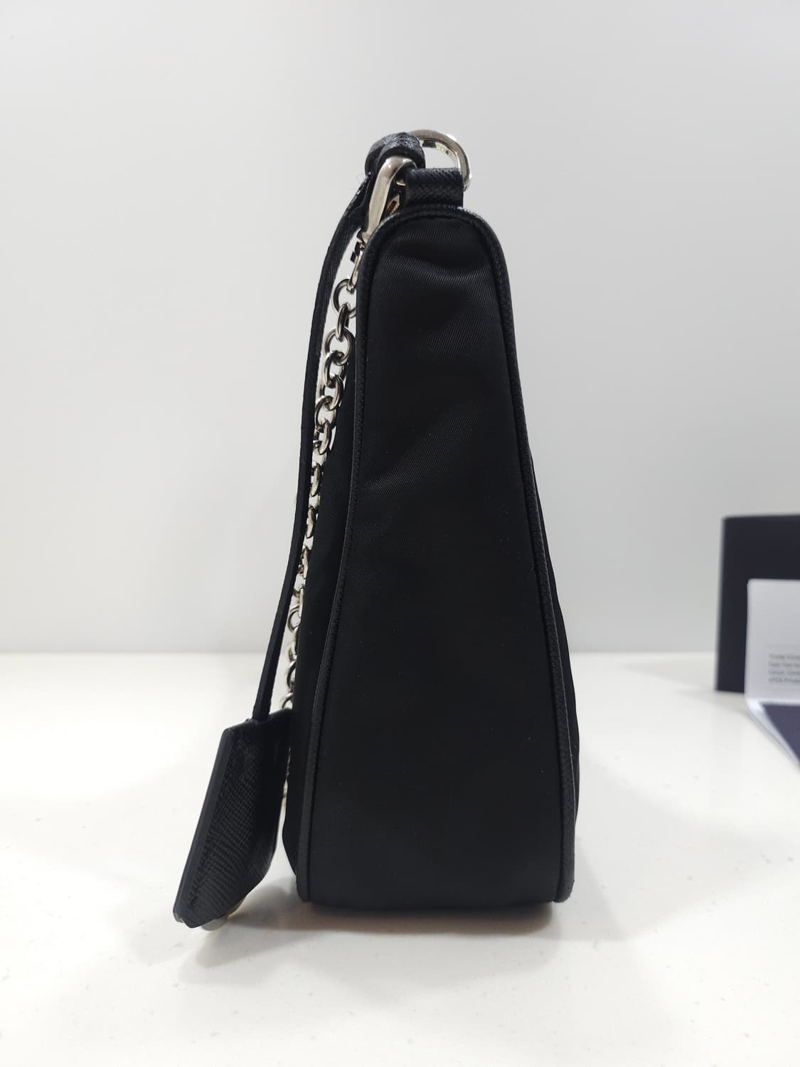 프라다 리에디션 2005 리나일론 호보백 상품이미지4