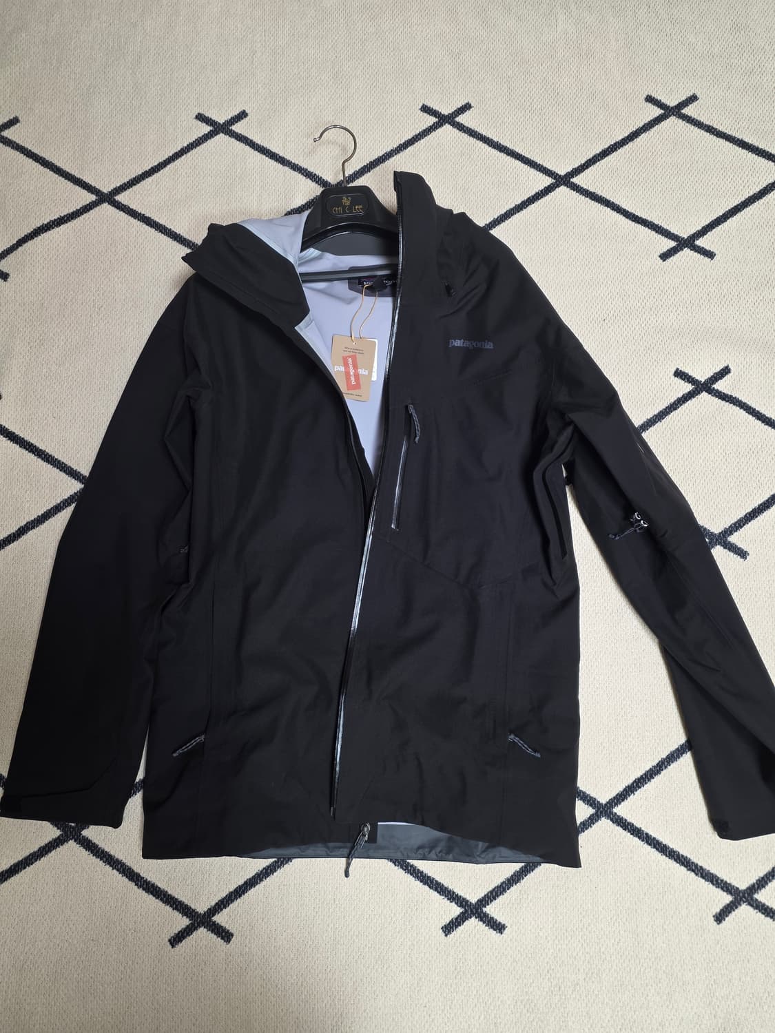 파타고니아 스노우드리프터 재킷 상품이미지1