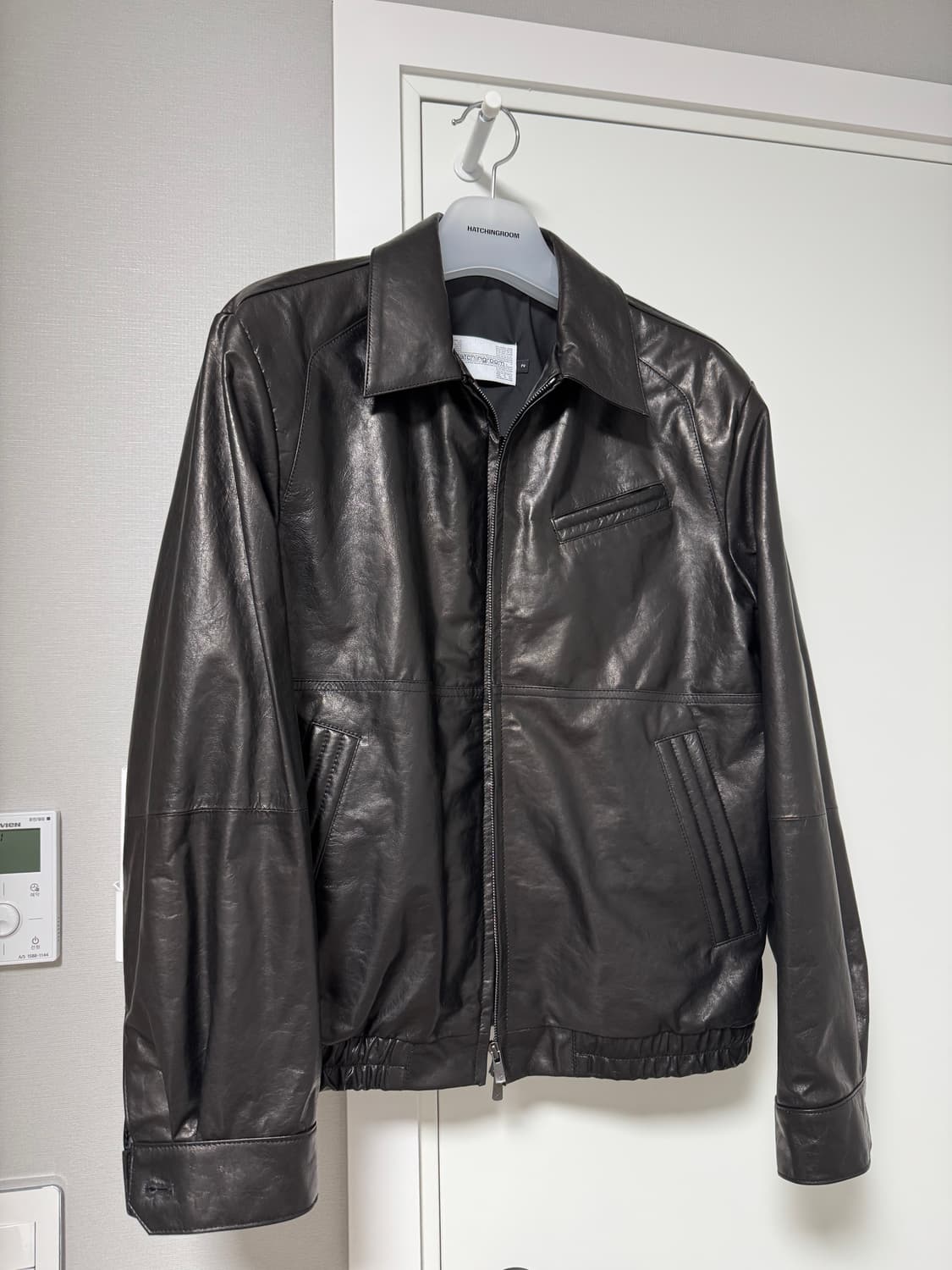 해칭룸 스티치드 볼륨 레더 자켓 블랙 상품이미지5