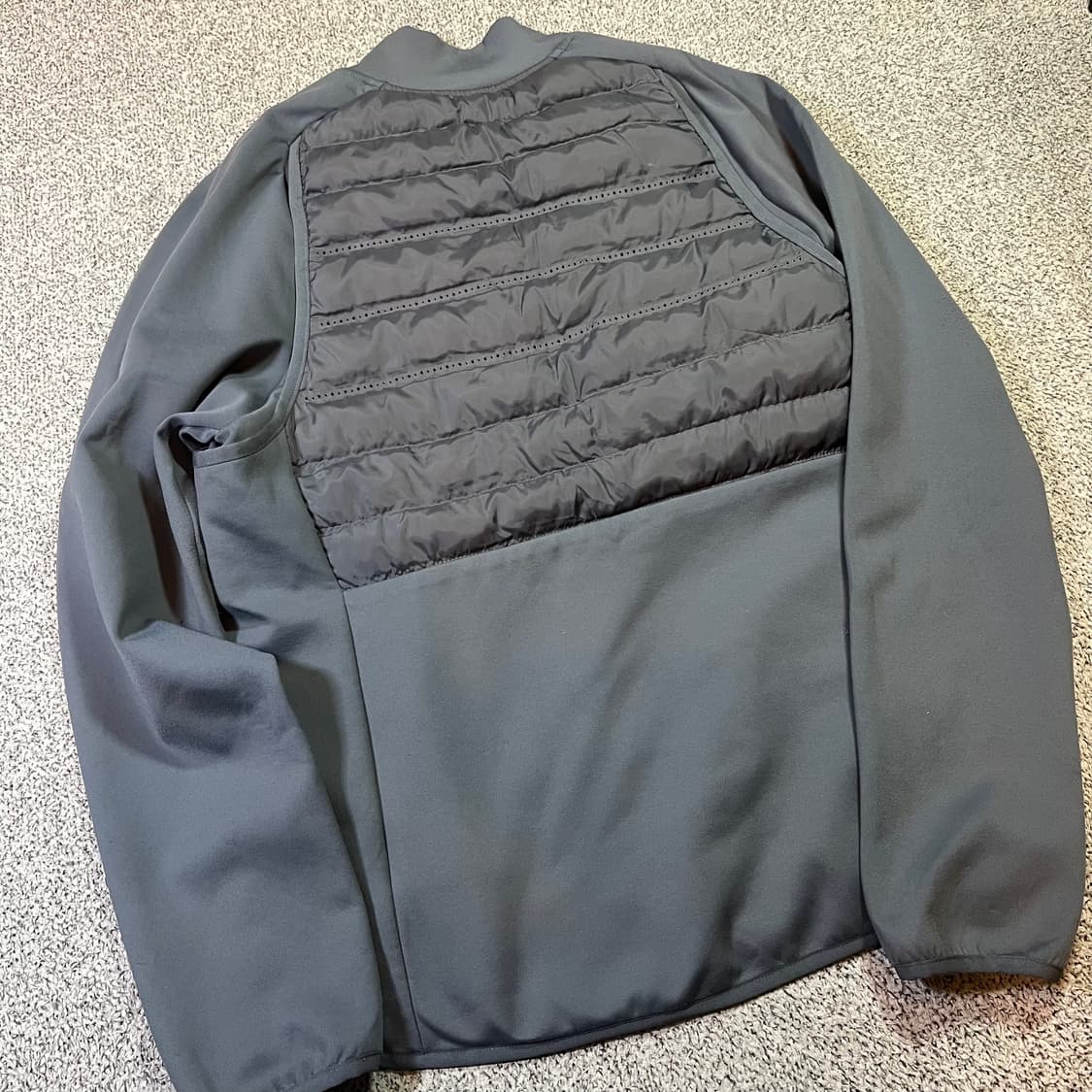 나이키 골프 에어로 로프트 점퍼 상품이미지2