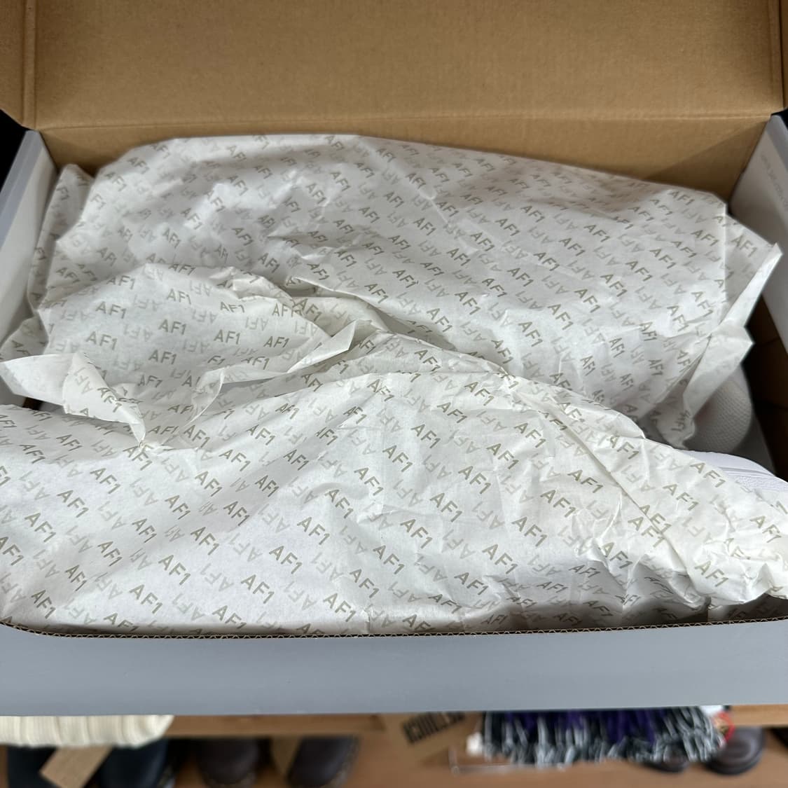 나이키 에어포스 1 로우 ‘화이트’ 특가 상품이미지3