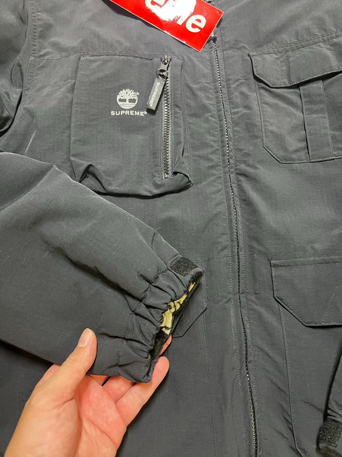 슈프림X팀버랜드 테크웨어자켓 블랙 상품이미지2