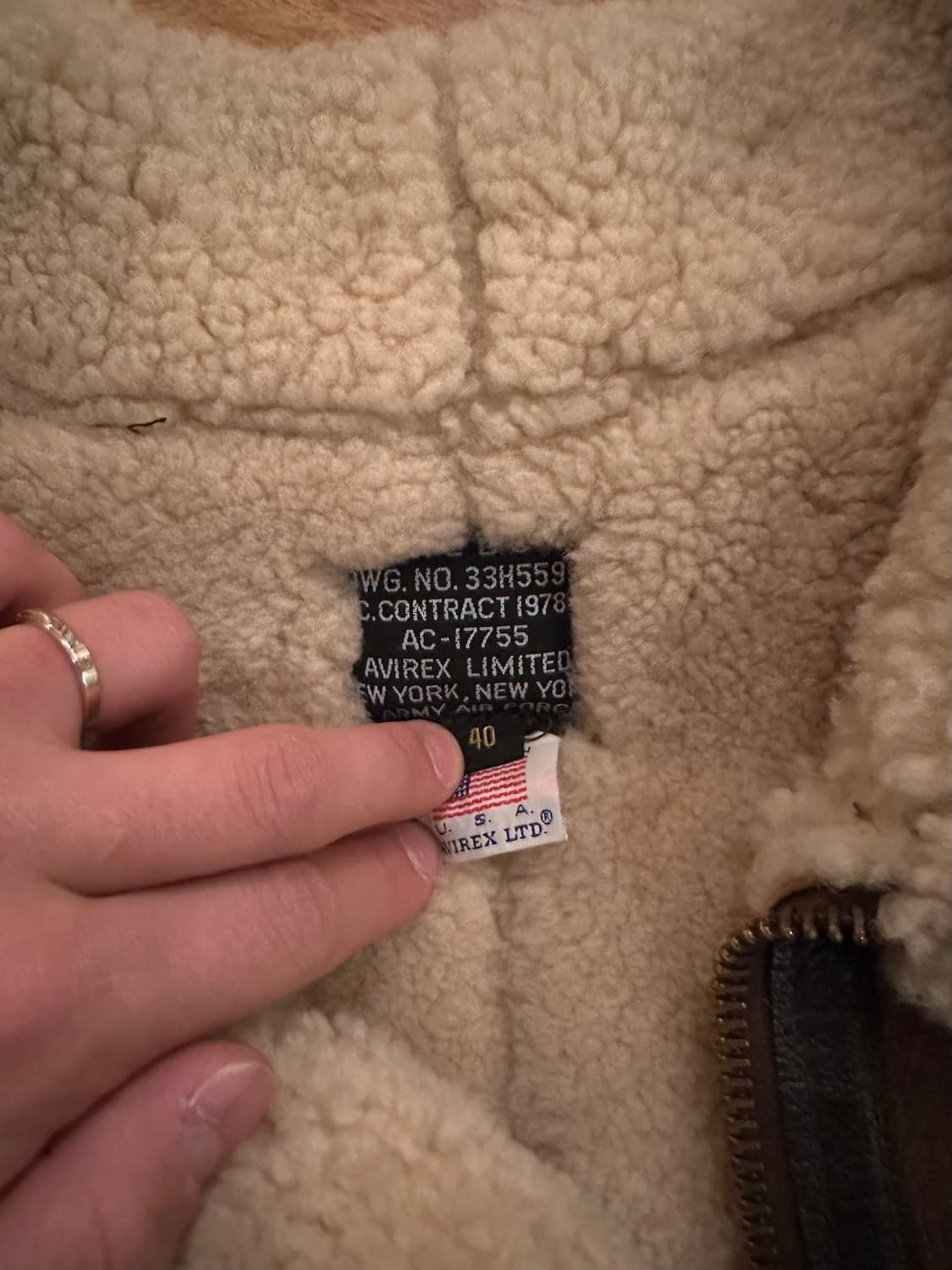 USA AVIREX 아비렉스 B-3 무스탕 가죽 자켓 상품이미지9