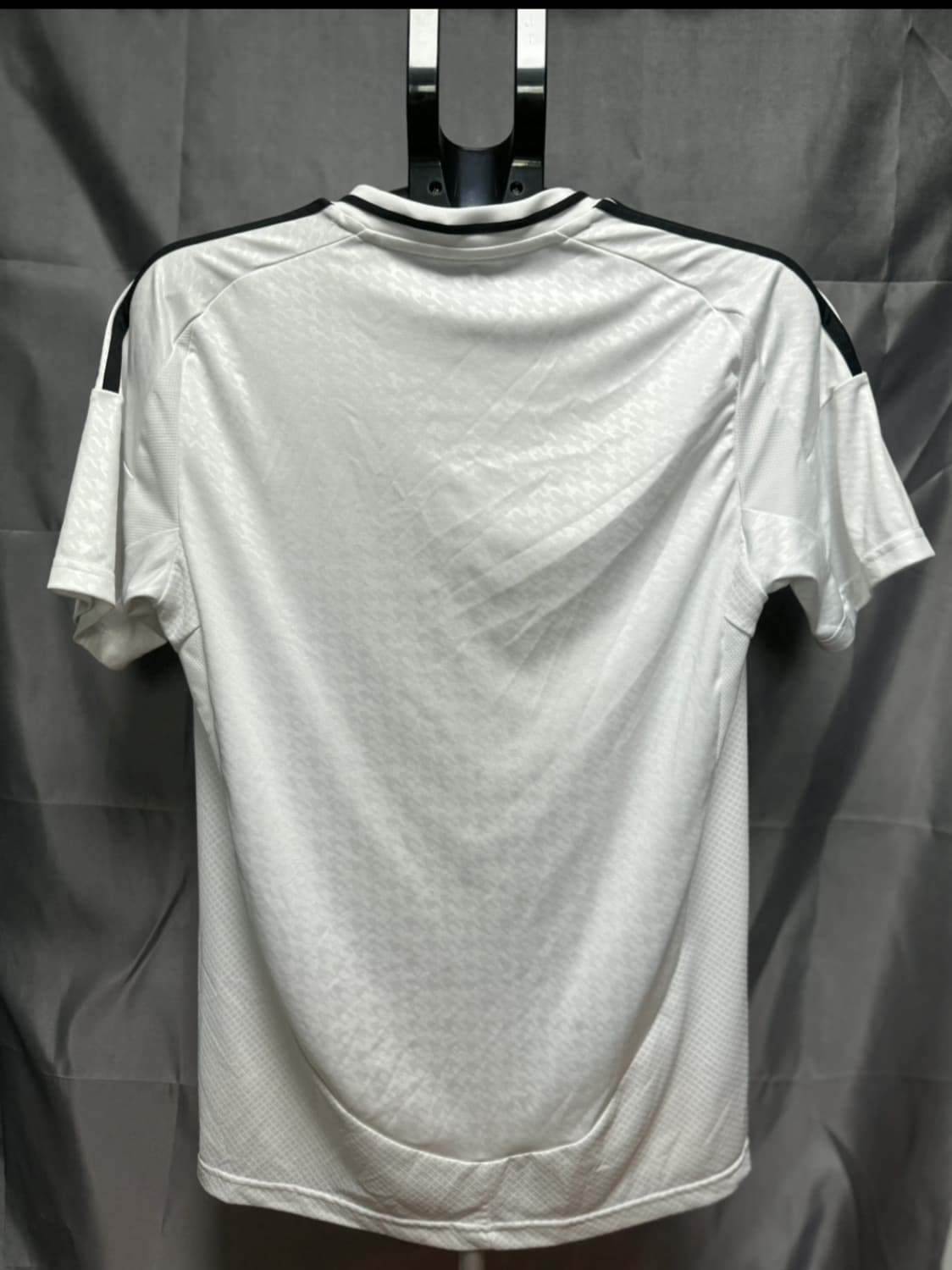 아디다스 레알 마드리드 24/25 홈 저지 상품이미지2