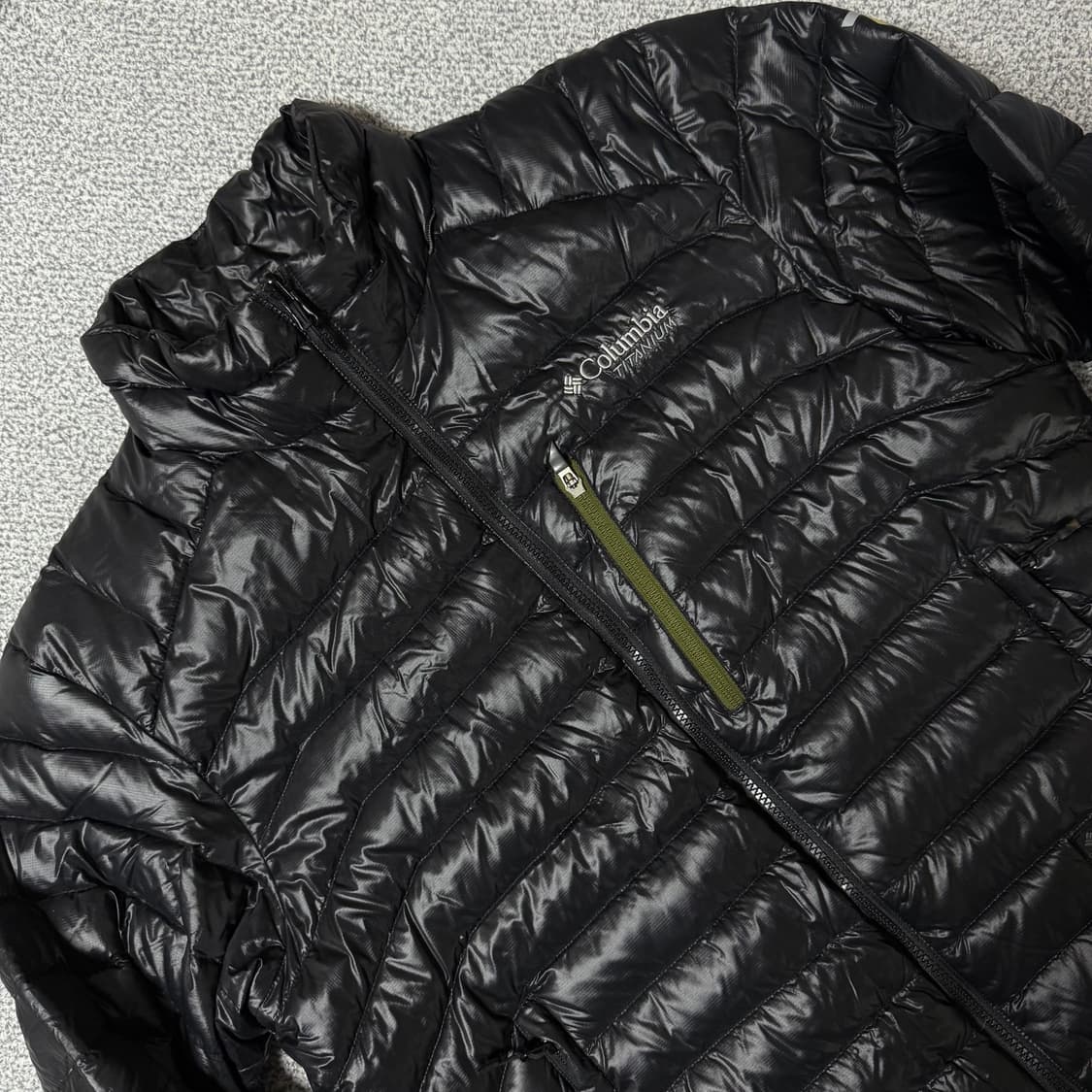 컬럼비아 경량 패딩 남성용 XL 상품이미지3
