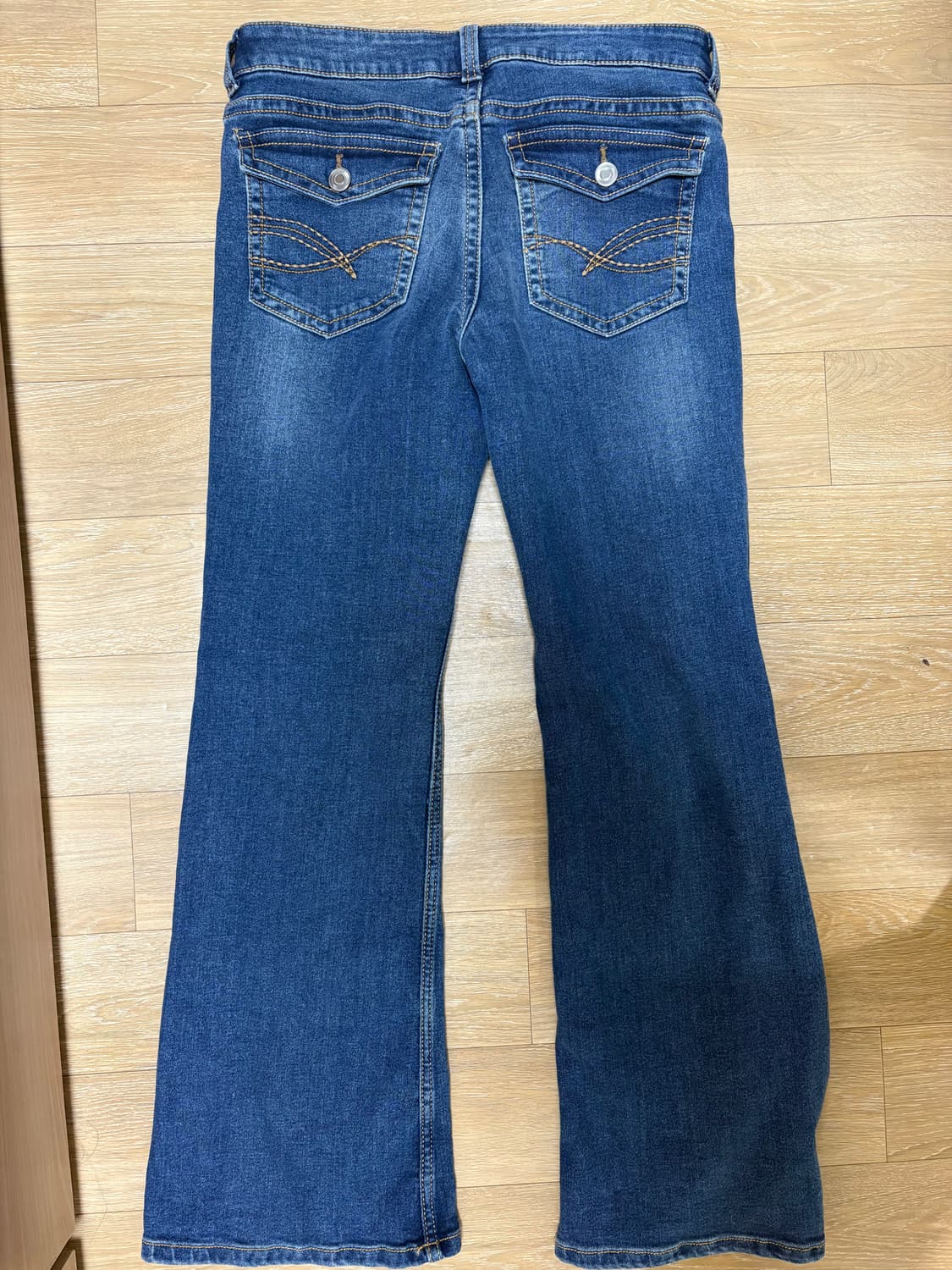 H&M 로우라이즈 로우웨스트 부츠컷 플레어진 상품이미지2