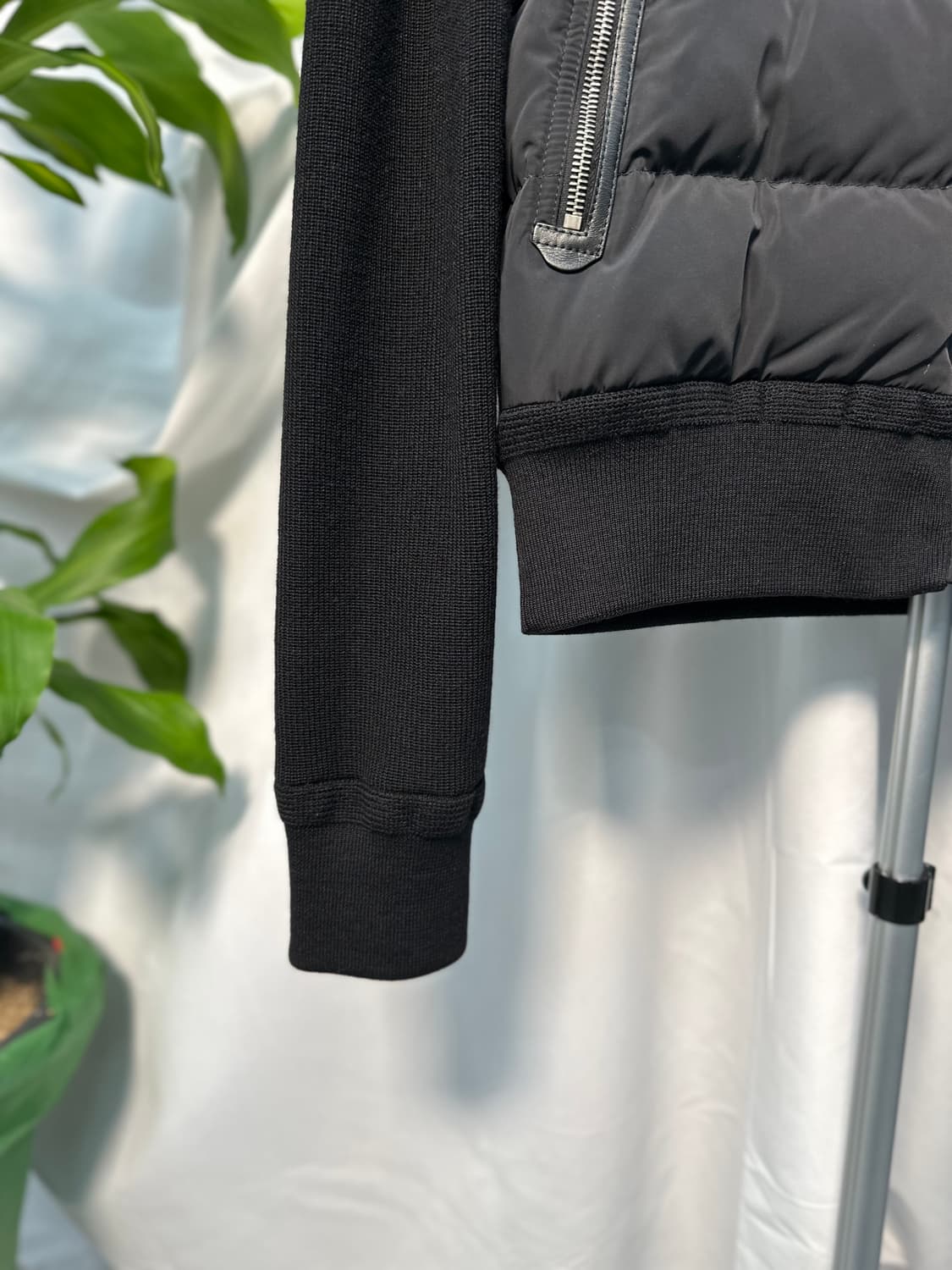 [정품] 톰포드 울 블렌드 니트패딩 블랙 52사이즈 상품이미지4