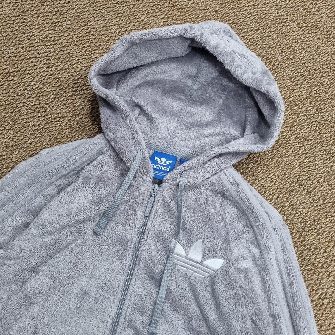 아디다스 그레이 쉐르파 후드 져지 상품이미지2