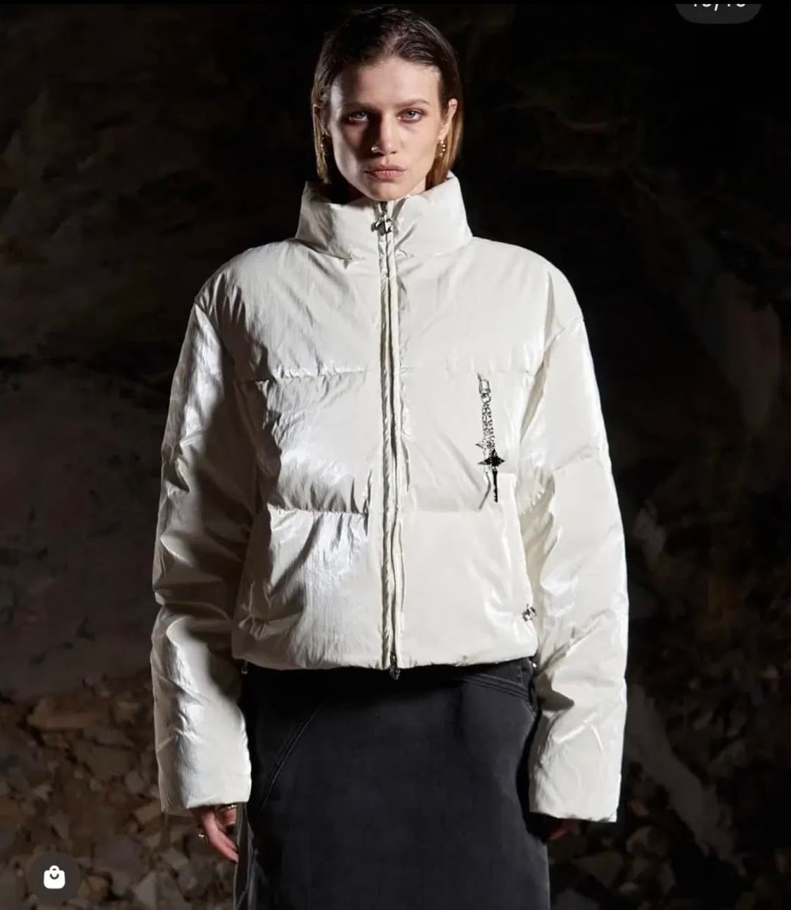 와이이이엘 글로시패딩 상품이미지2