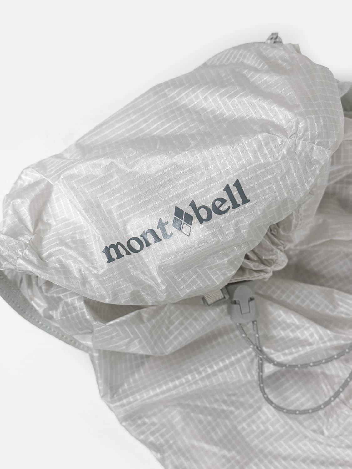 몽벨 버사라이트 20L 라이트 그레이 백팩 상품이미지3