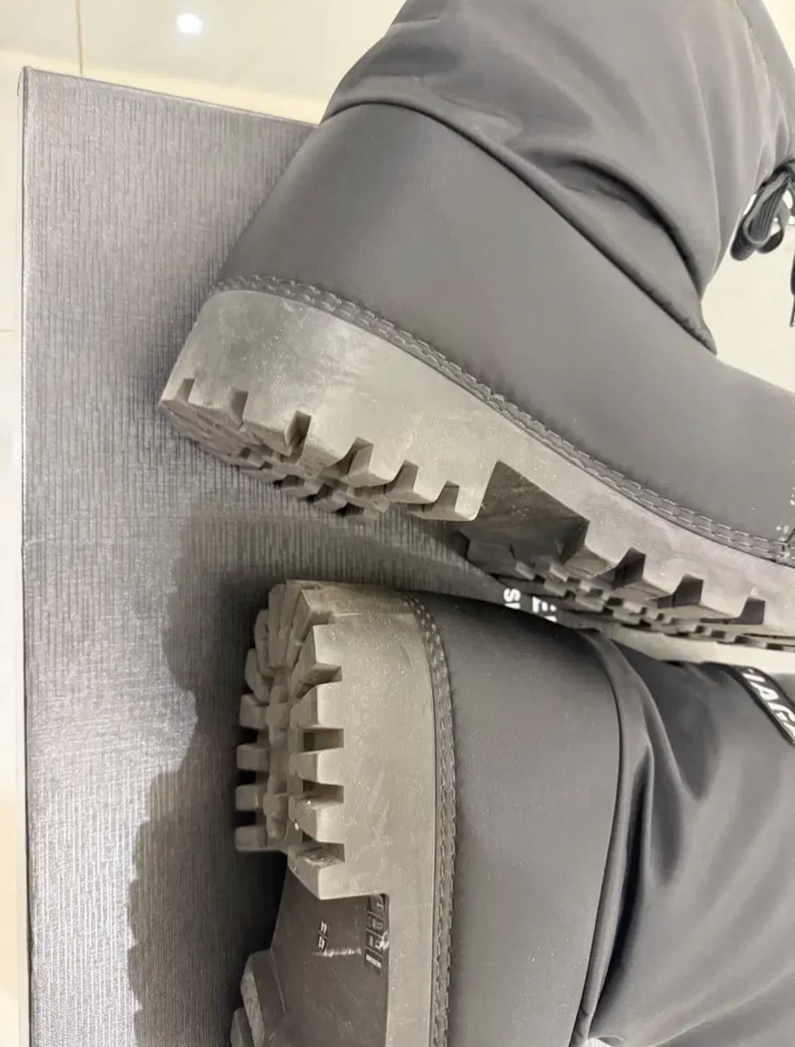 [43-44]발렌시아가 스키부츠 상품이미지5