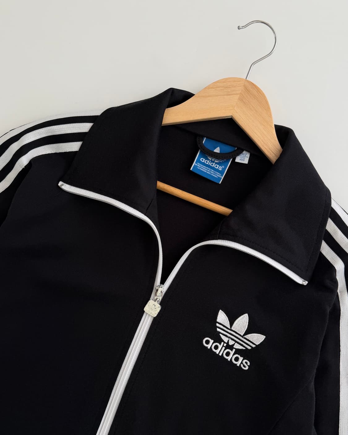 Adidas 아디다스 블랙컬러 유로파 트랙탑 상품이미지4