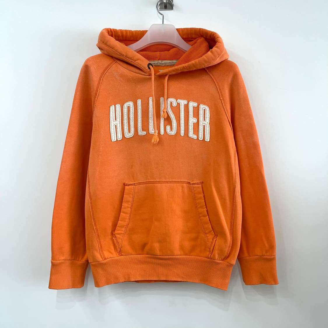 홀리스터 자수로고 오렌지 후드티 상품이미지2
