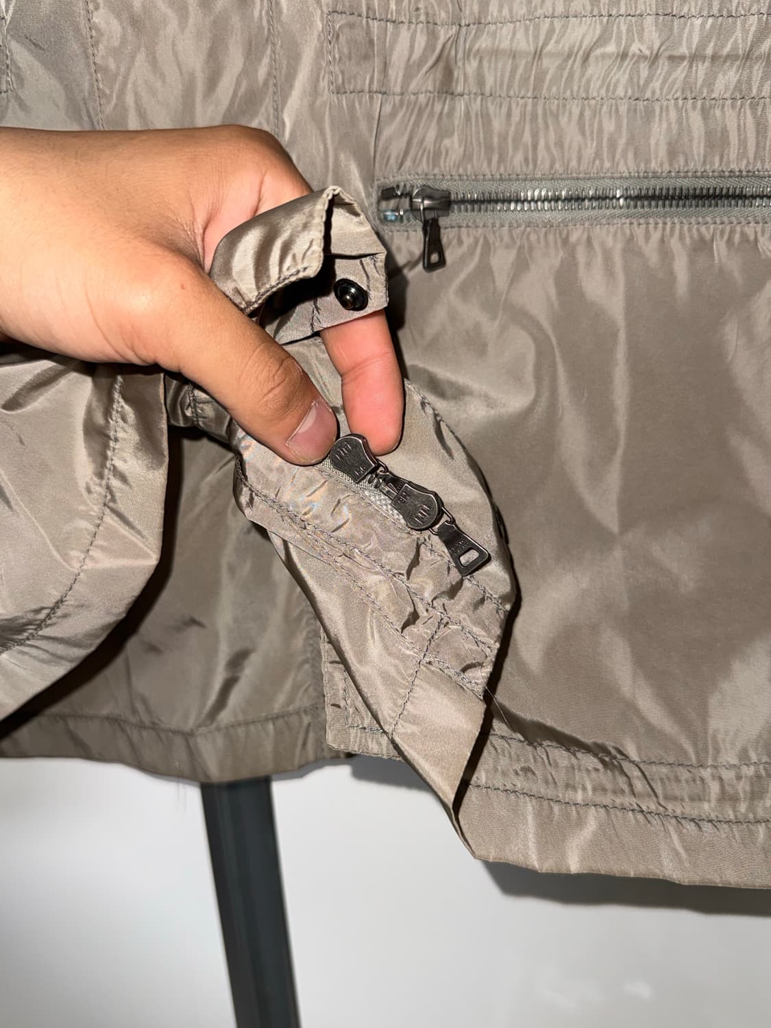 프라다 나일론 필드 자켓 상품이미지4