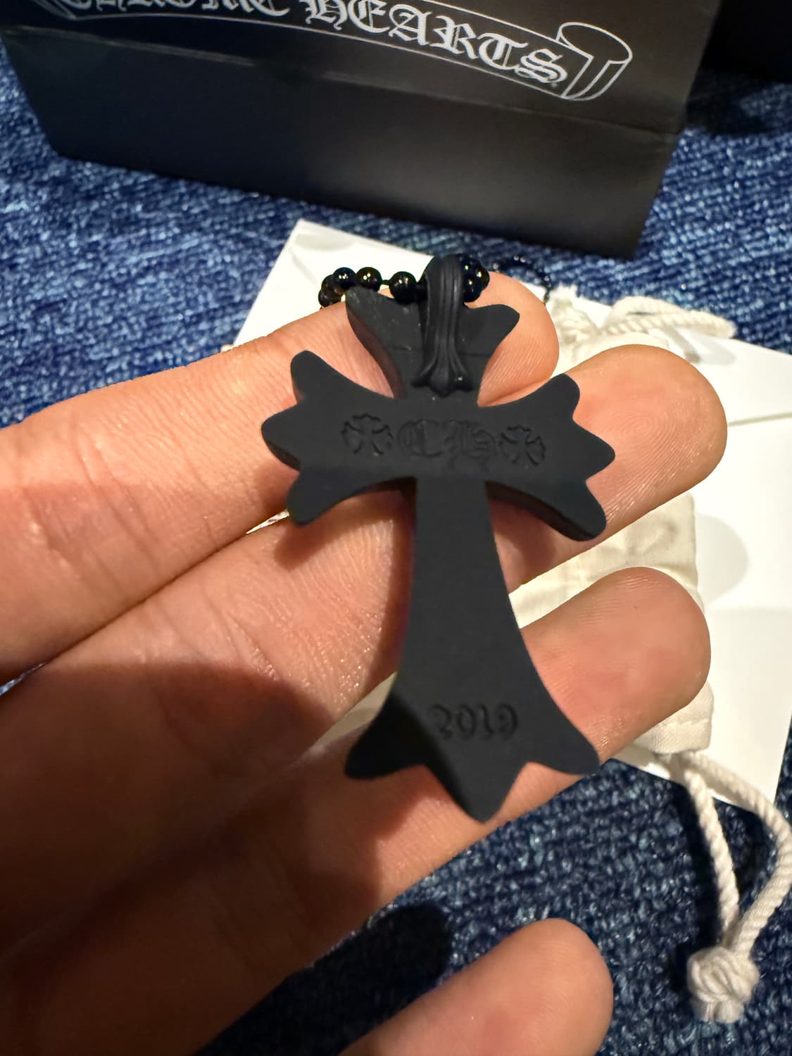 크롬하츠 실리크롬 CH 크로스 블랙 펜던트 새상품 (풀셋 상품이미지4