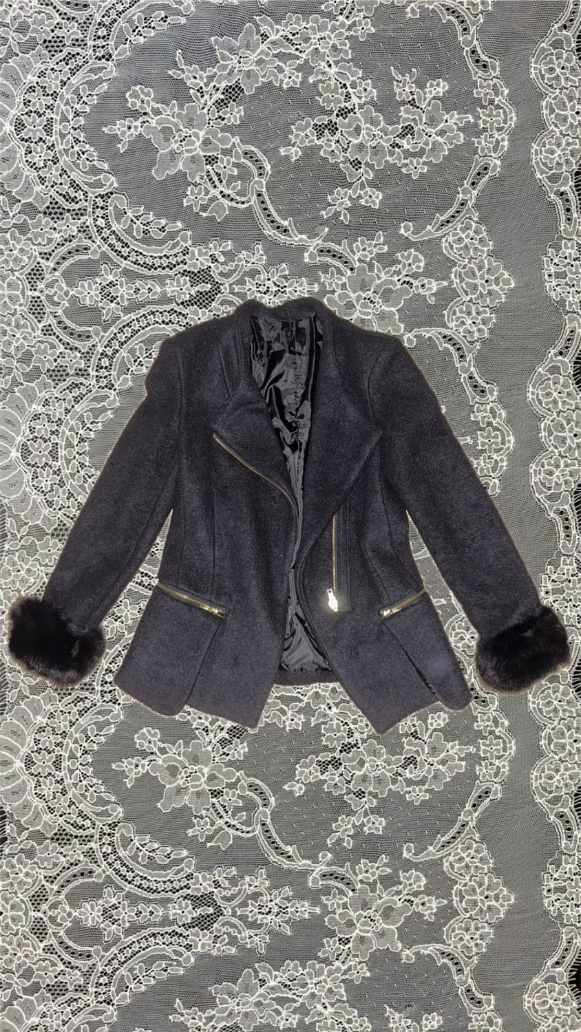 퍼 디테일 블랙 자켓 상품이미지1