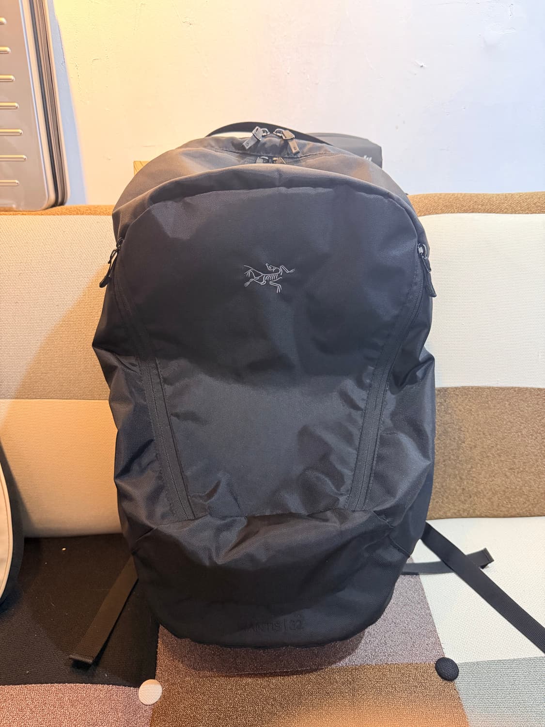 아크테릭스 맨티스 32 백팩 블랙  상품이미지1