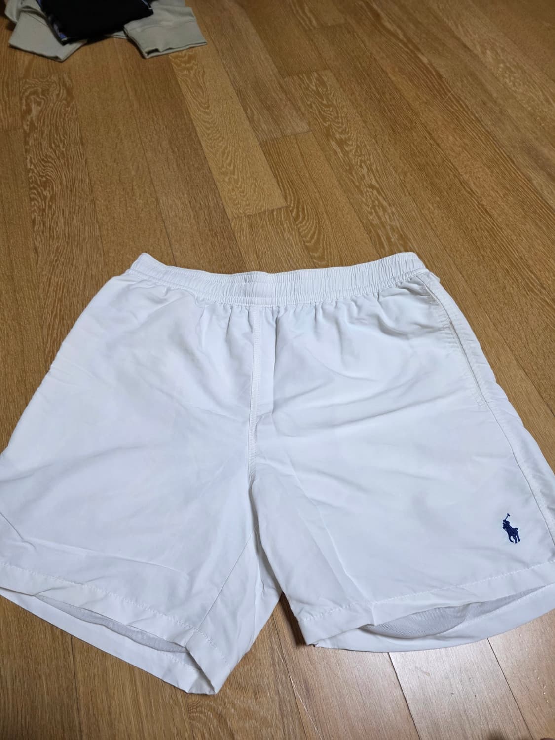 폴로 랄프로렌 화이트 반바지 상품이미지1