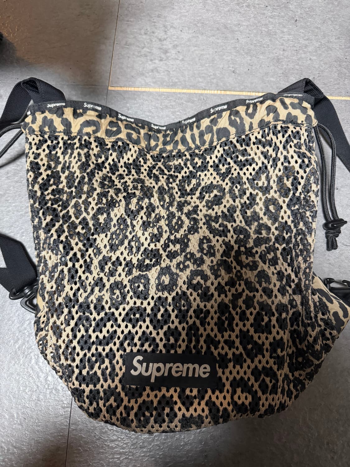 슈프림 메쉬 스몰 백팩 레오파드 상품이미지2