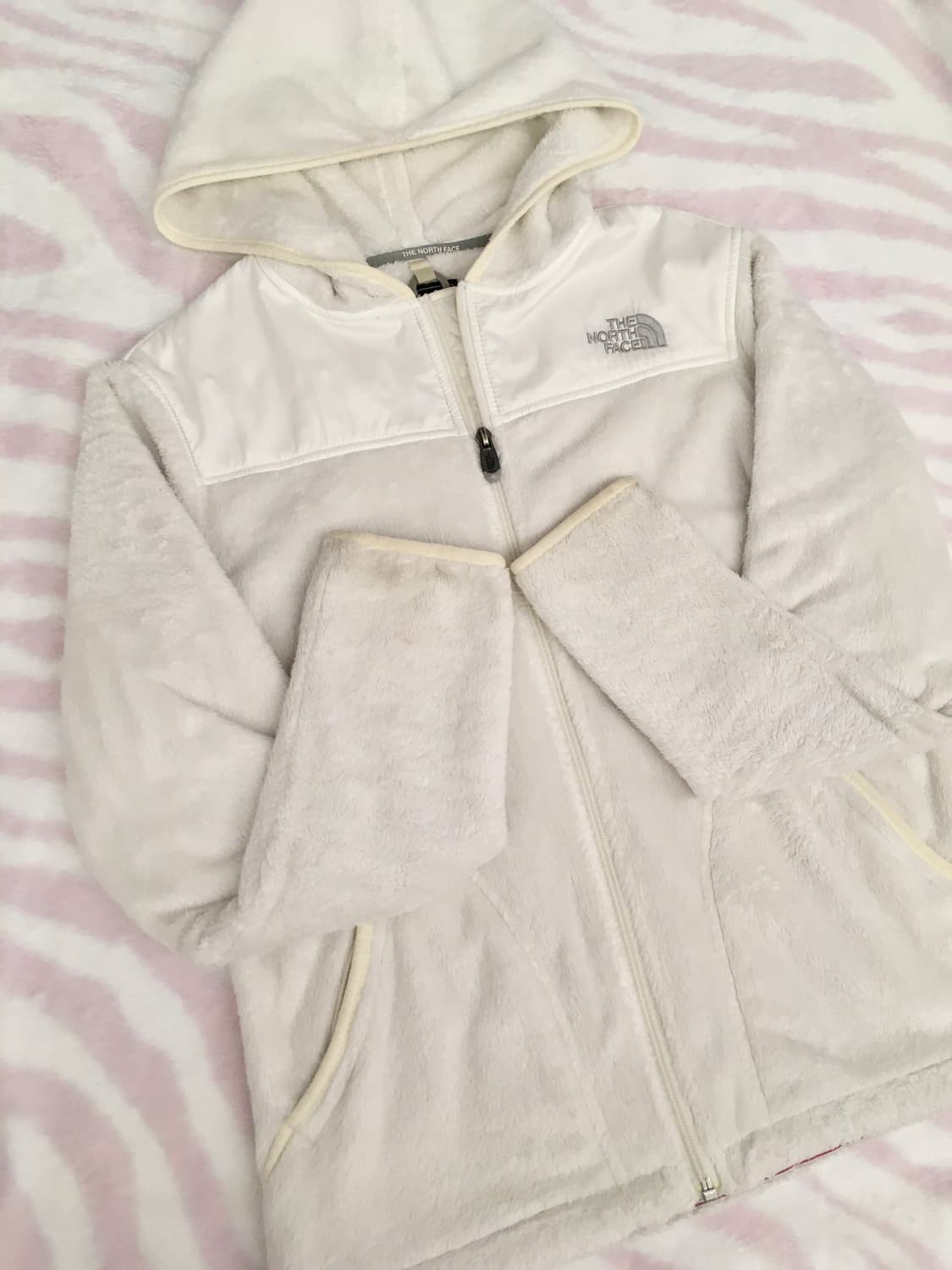 노스페이스 화이트 퍼 후드집업 후리스 러힙 갸루 스포티 상품이미지3