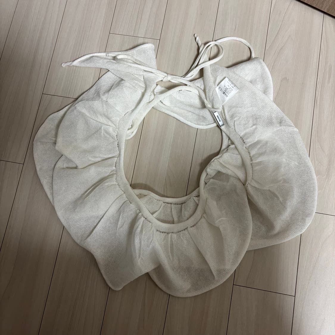 퍼버즈 러플 스트링 니트 상품이미지5