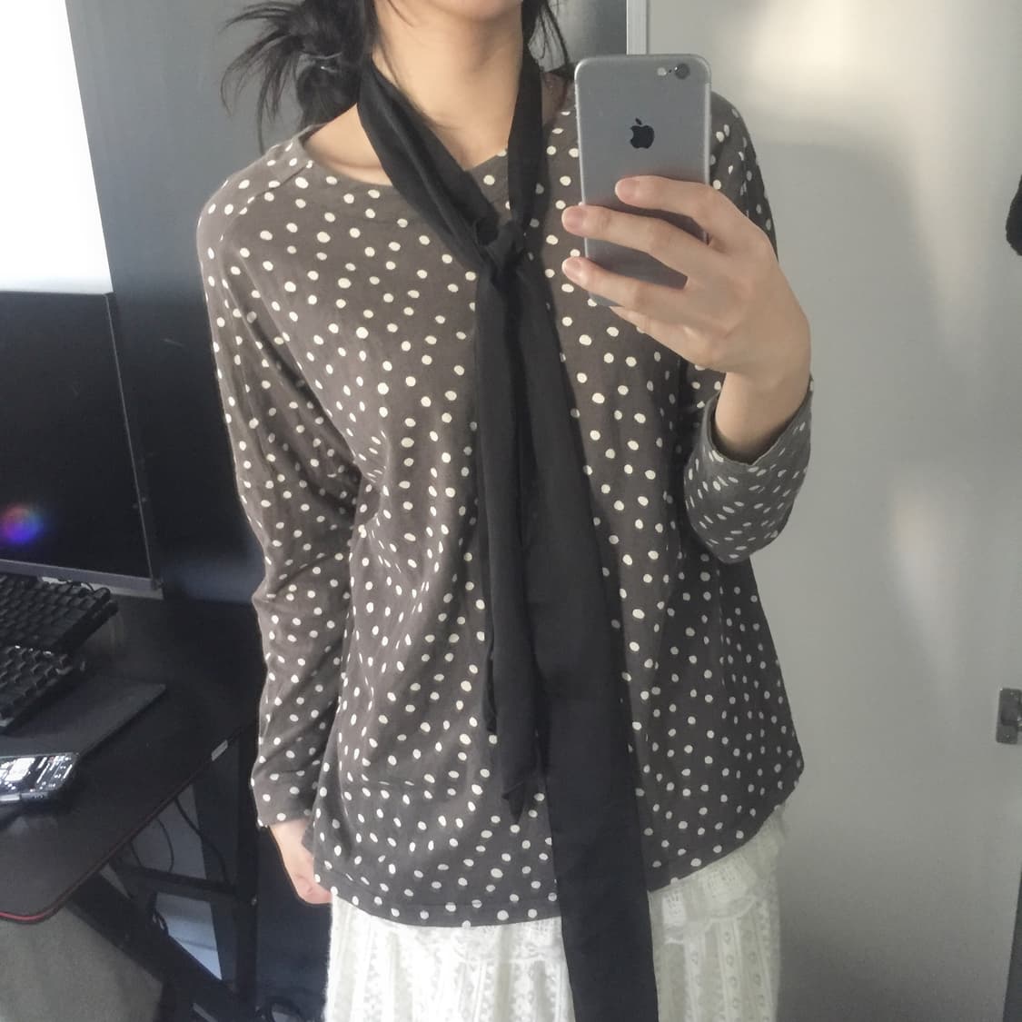 모리걸 도트 라운드 브라운 롱슬리브 상품이미지1