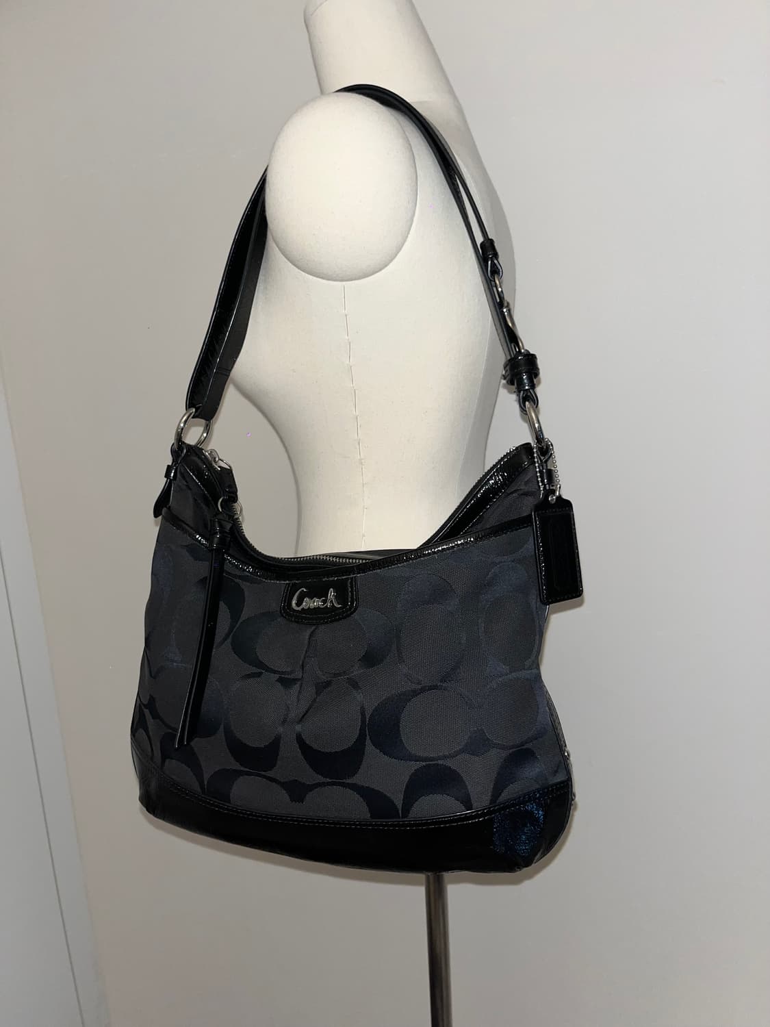 Coach allblack shoulder bag 상품이미지2