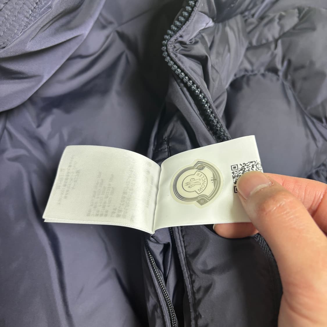 몽클레어 테쉬혼 구스다운 패딩 자켓 네이비 풀구성 상품이미지6