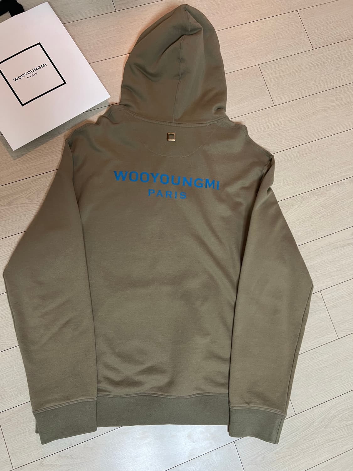 우영미 백로고 후드티 상품이미지2