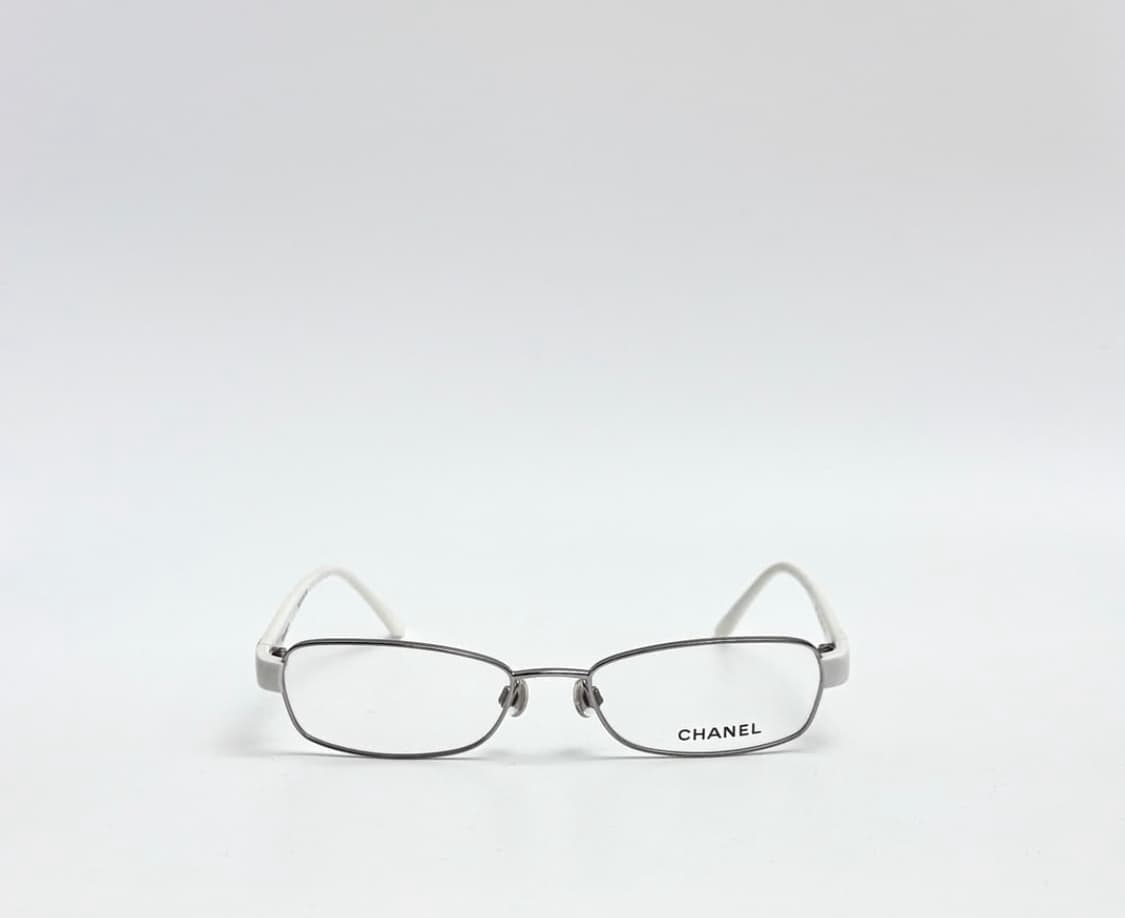 샤넬 화이트 안경 상품이미지2