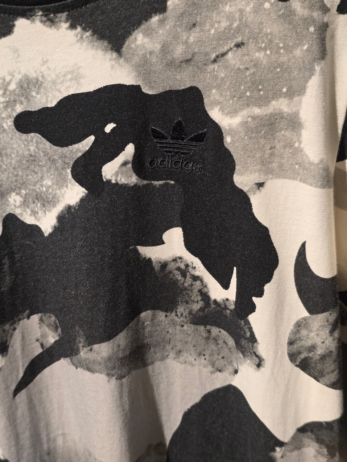 adidas camouflage pattern 티셔츠 상품이미지2
