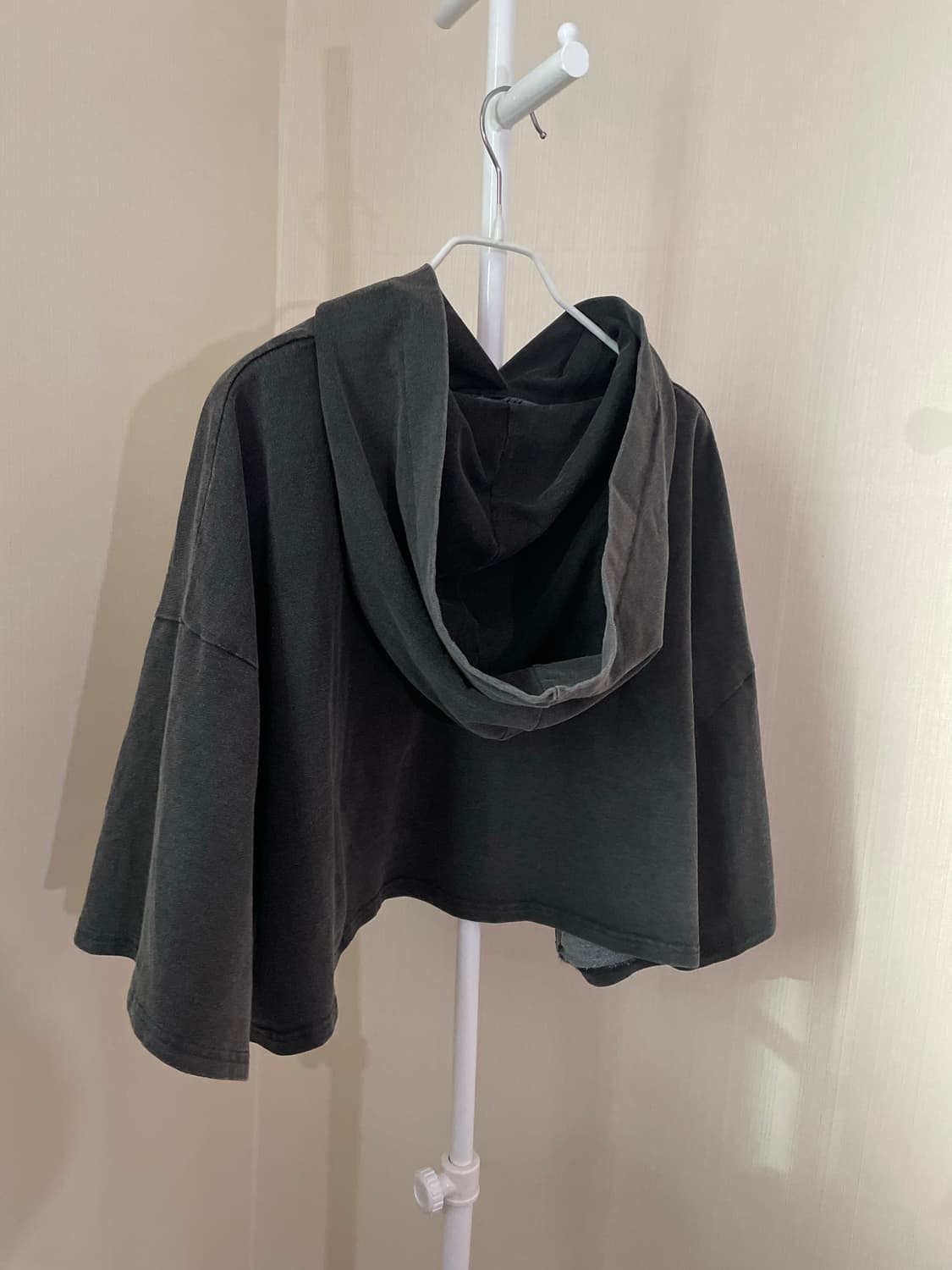 빈티지 차콜 크롭 후드 상품이미지2