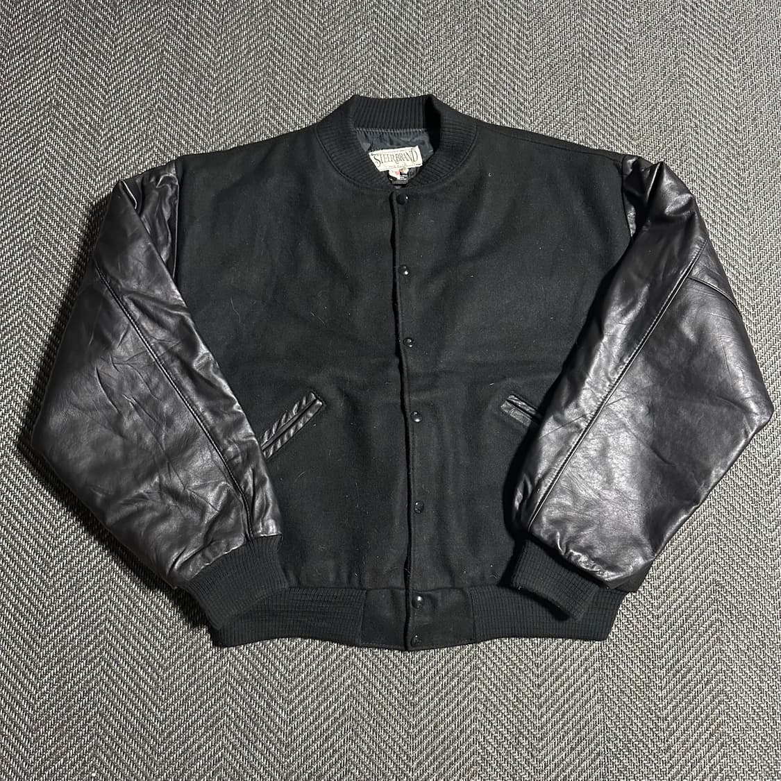 90s 늑대 프린팅 가죽 바시티 자켓 상품이미지2