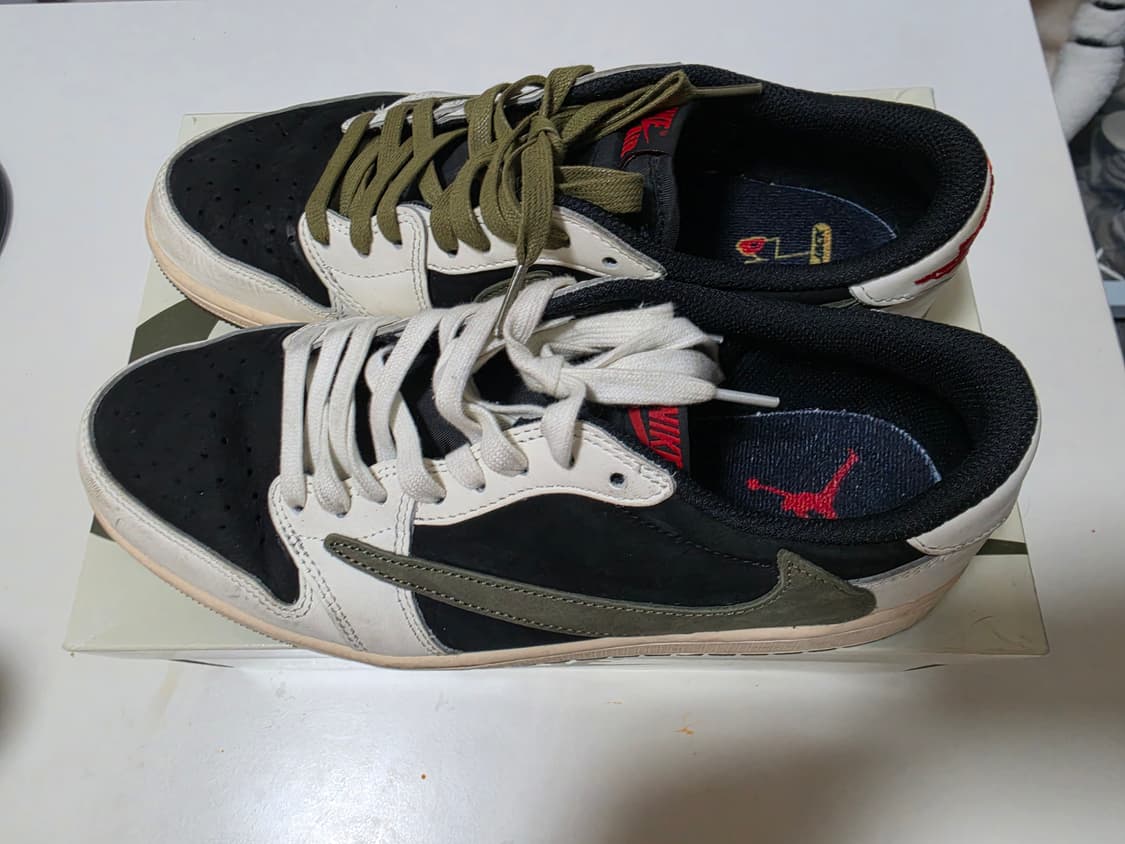 트래비스 스캇 레트로 로우 미디움 올리브 270 상품이미지4