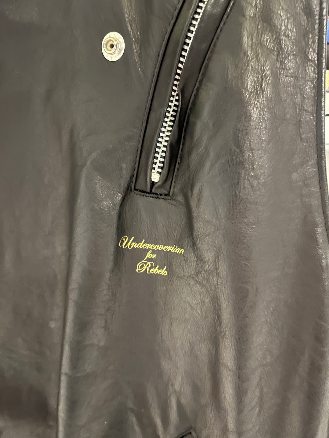 언더커버 레더베스트 상품이미지3