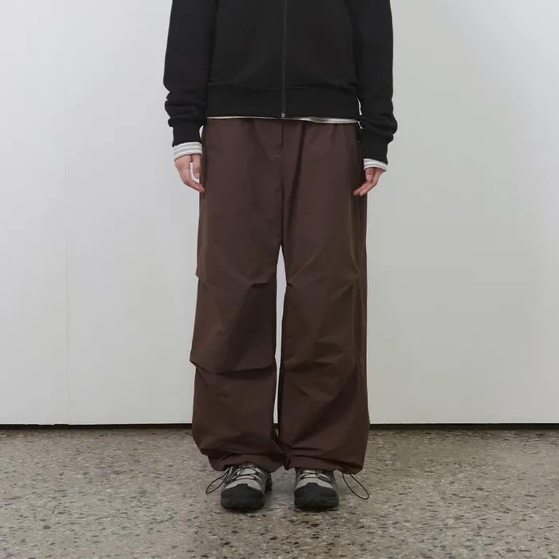 오헤시오 이펙트 나일론 팬츠 브라운 상품이미지4