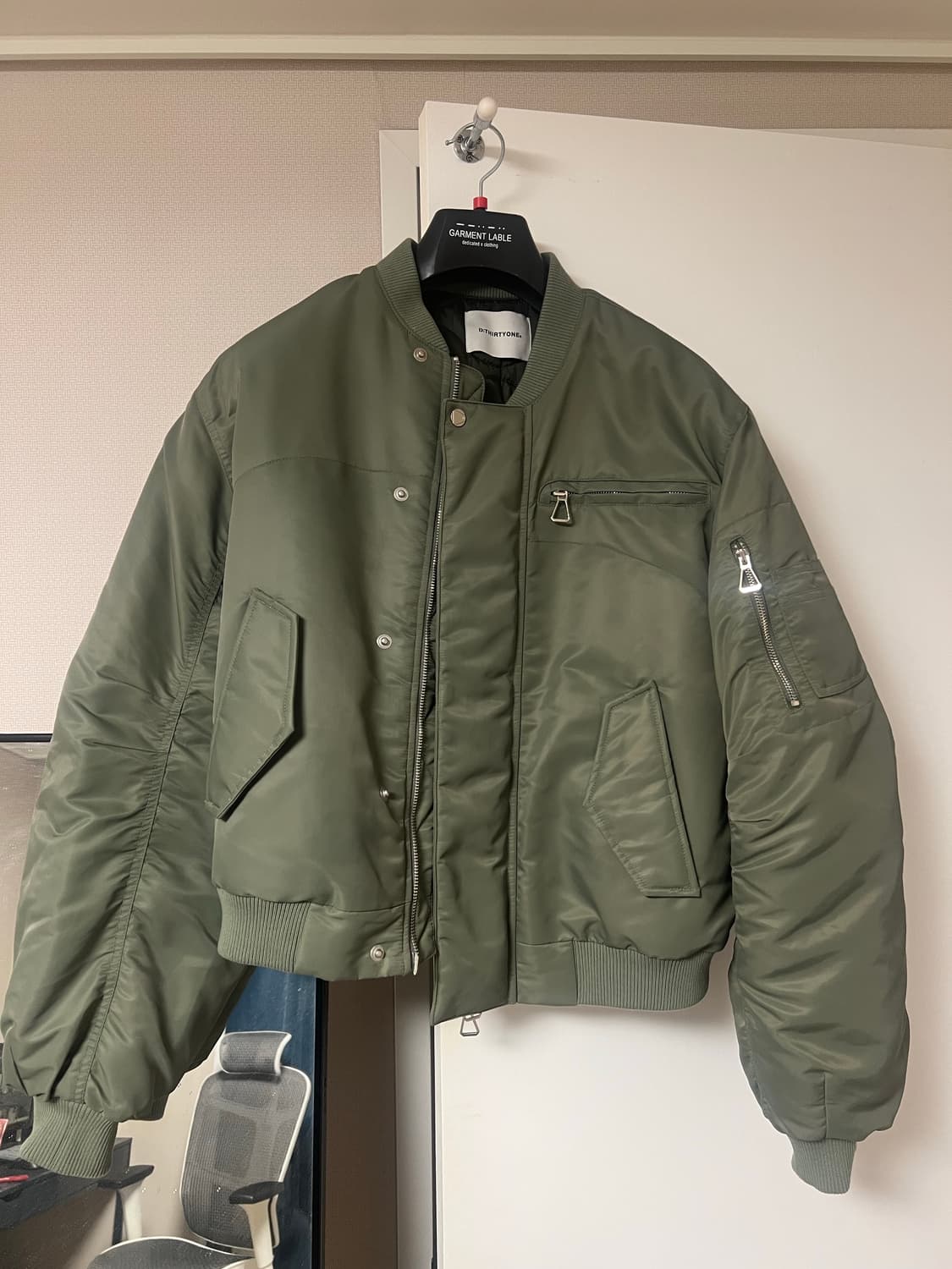 디써티원 패디드 봄버자켓 2사이즈 상품이미지2