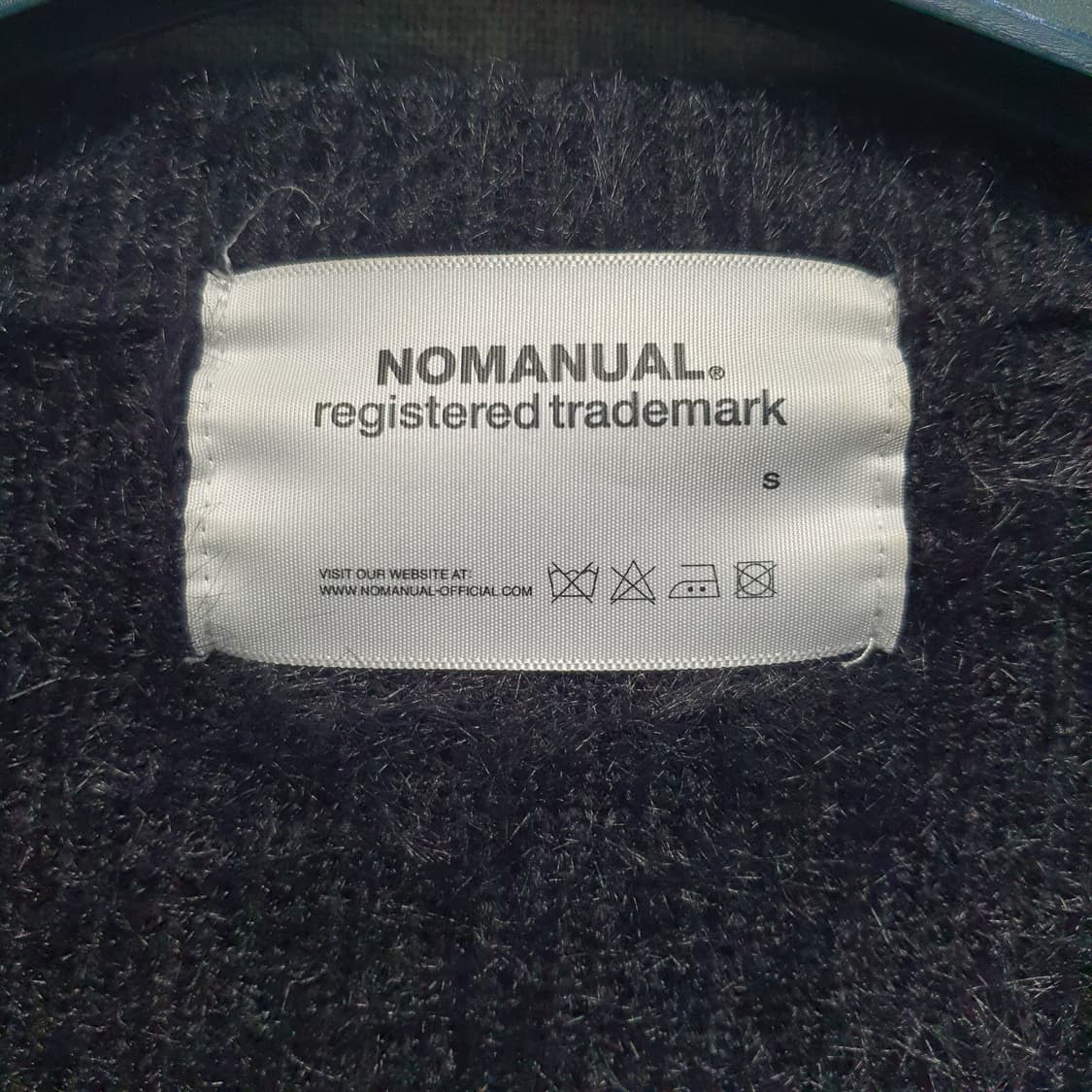 노매뉴얼 블랙 퍼 니트 가디건  상품이미지3