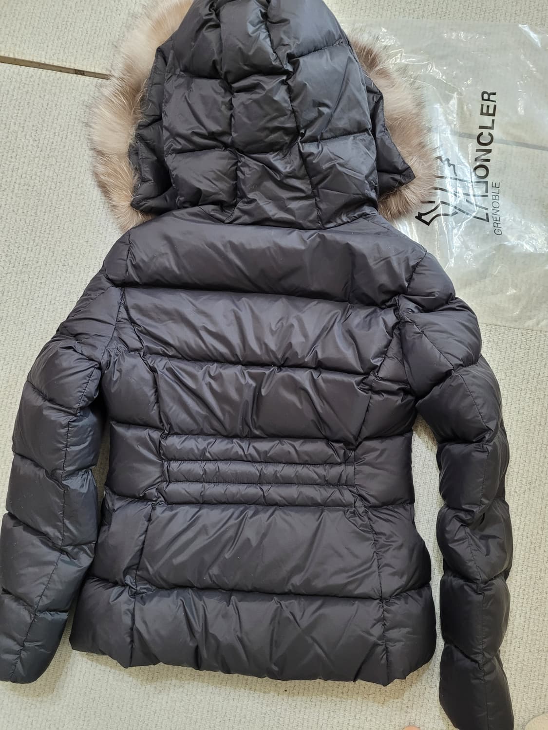 <새상품>몽클 패딩 2사이즈 상품이미지6