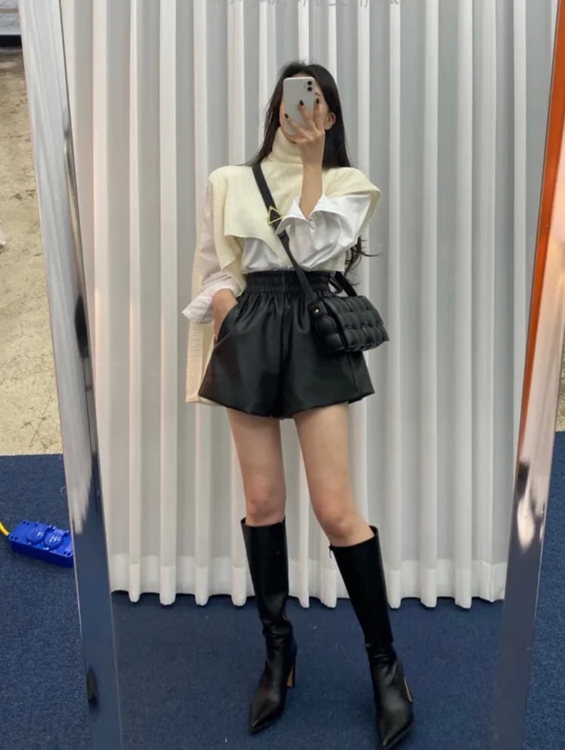레더 숏 팬츠  상품이미지1