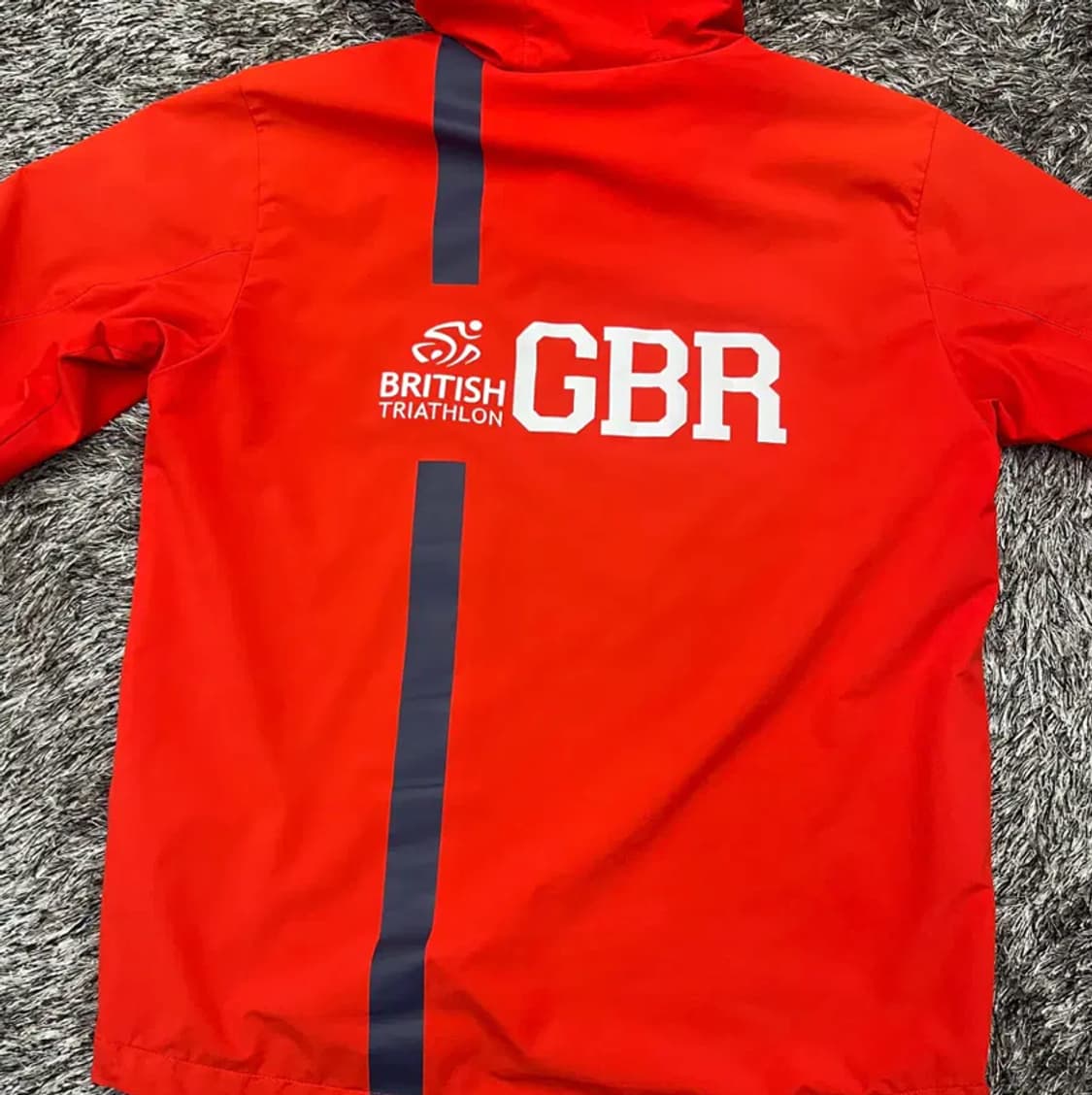 데상트 트라이애슬론 브리티쉬 GER 후드 자켓 (95) 상품이미지4