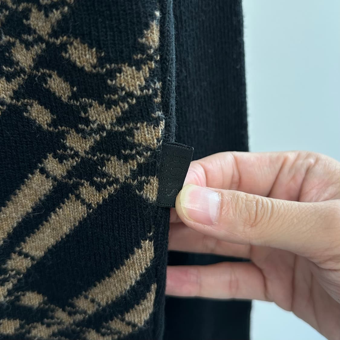 휴고보스 버진울 터틀넥 니트 상품이미지4