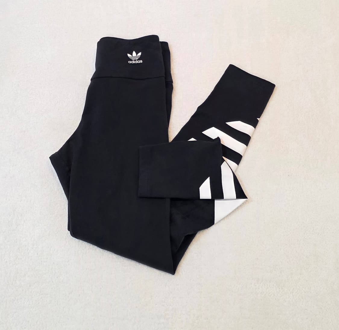 ADIDAS 아디다스 레깅스 (큰 로고) 상품이미지3