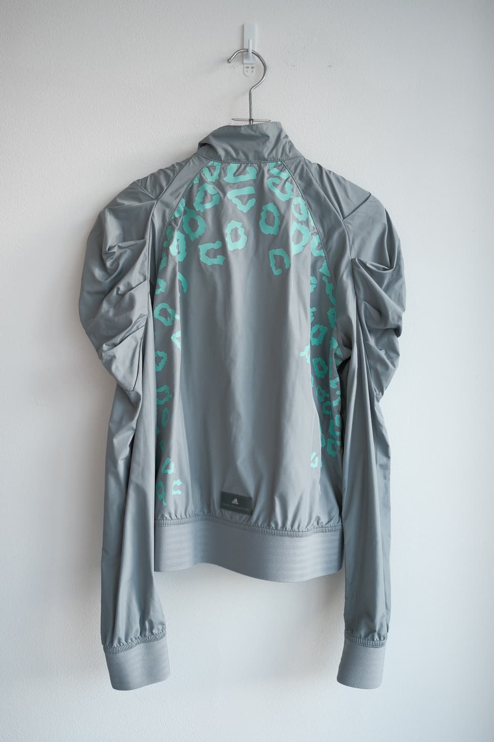 Stella McCartney x adidas Run Glow Jkt 상품이미지3