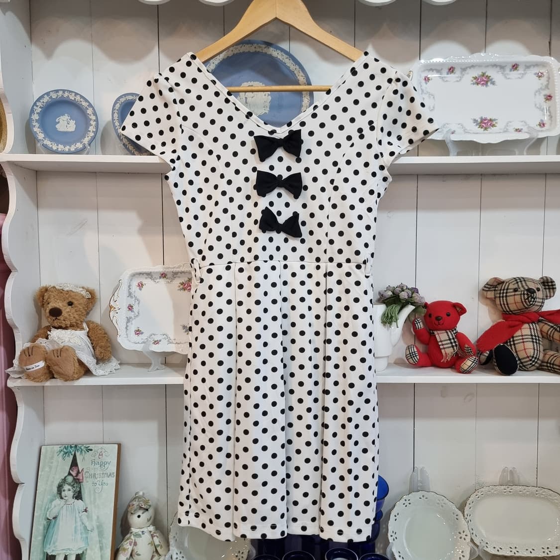 세실 맥비(CECIL McBEE) 도트 리본 플레어 미니 원피스 상품이미지1